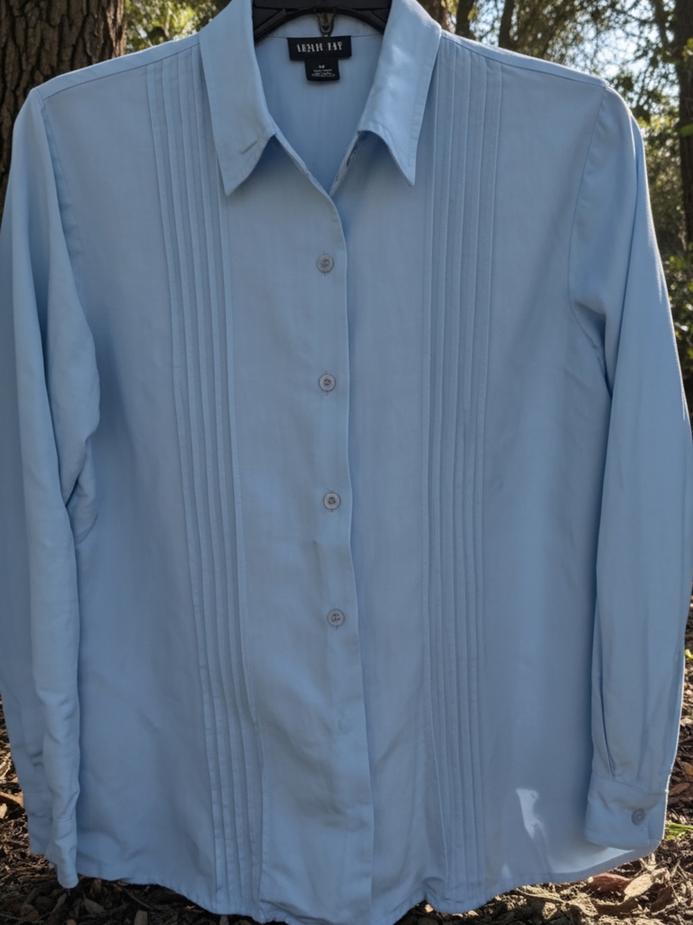 Leslie Fay Pale Blue Women's Button-Down Shirt